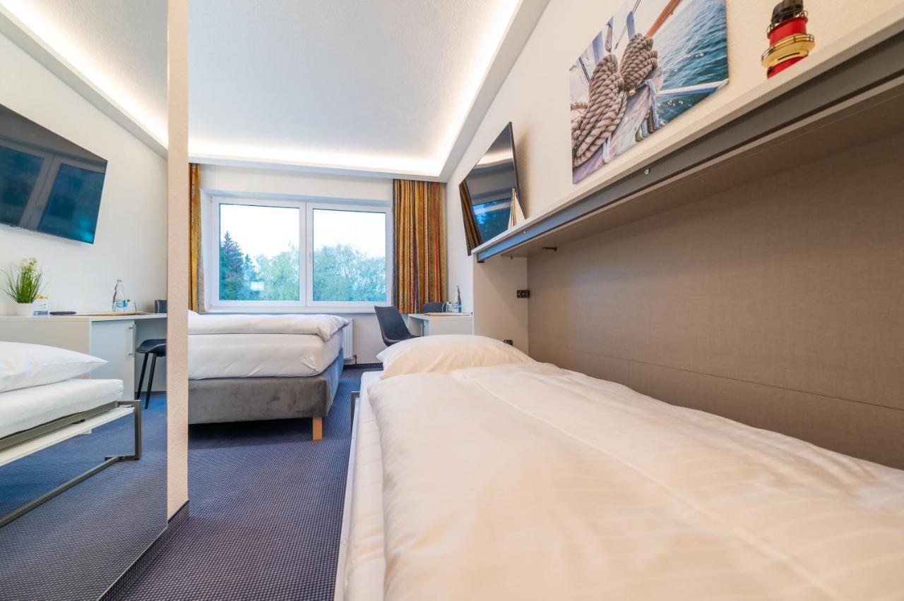 Hotel Mukran Засниц Экстерьер фото