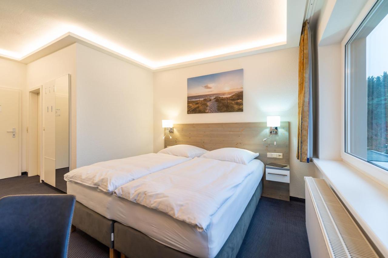 Hotel Mukran Засниц Экстерьер фото